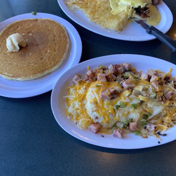 Hudy's Cafe & The Li'l Bar - Cafes Near Me - Champlin, Minnesota Hudy's Cafe & The Li'l Bar - Cafes Near Me - Champlin, Minnesota