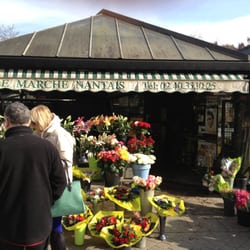 Le Marché Nantais - We visited so many people I can't remember who the flowers were for.