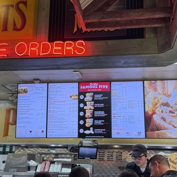 Portillo's Moreno Valley - Burgers Near Me - Moreno Valley, California Portillo's Moreno Valley - Burgers Near Me - Moreno Valley, California