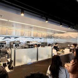 Waiting / ordering area