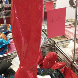 Alibaba Liquidation - Fancy shoes