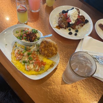 Another Broken Egg Cafe - Cafes Near Me - Memphis, Tennessee