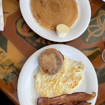 Seahorse - Breakfast & Brunch Near Me - St. Pete Beach, Florida
