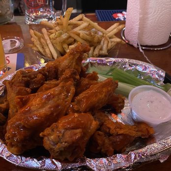 Red Buffalo Brewing - Buffalo wings - Breweries Near Me - Statesville, North Carolina Red Buffalo Brewing - Buffalo wings - Breweries Near Me - Statesville, North Carolina