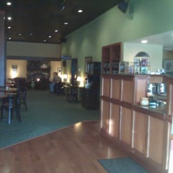 Kaffe 101 - Front Counter