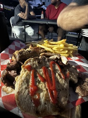 Paparrilla Food Truck by null