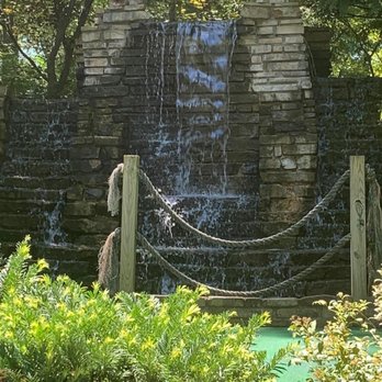 Patti's 1880's Settlement - American Near Me - Grand Rivers, Kentucky