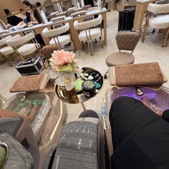 Summit Nails Spa - Nail Salons Near Me - Las Vegas, Nevada