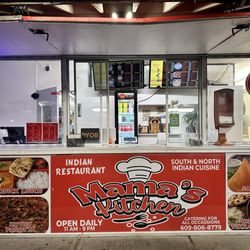 Mamas Kitchen - Take Out Counter