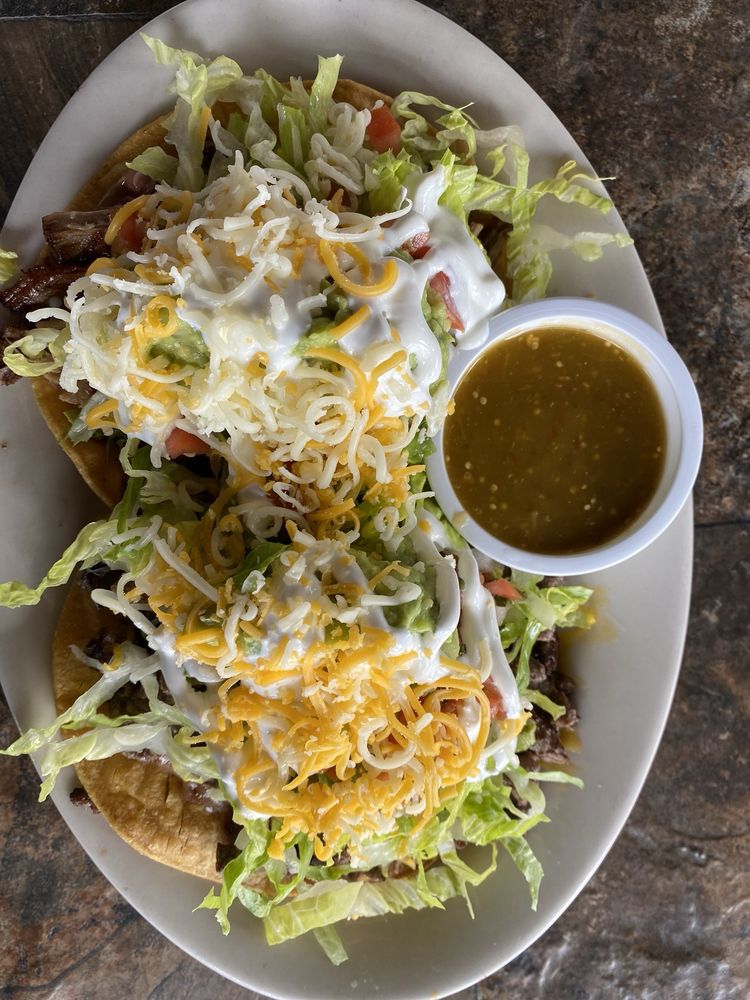 The Lakeside Grill - Photo 3