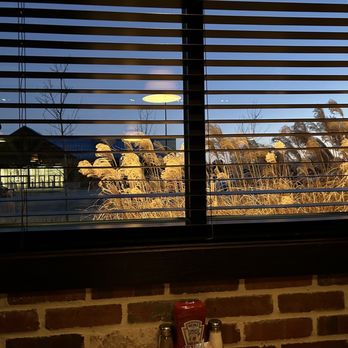 Cheddar's Scratch Kitchen - Window view - Comfort Food Near Me - Fredericksburg, Virginia Cheddar's Scratch Kitchen - Window view - Comfort Food Near Me - Fredericksburg, Virginia