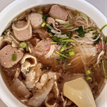 Pho Hong Phat - #8 w/beef meatballs added - Vietnamese Near Me - Long Beach, California Pho Hong Phat - #8 w/beef meatballs added - Vietnamese Near Me - Long Beach, California