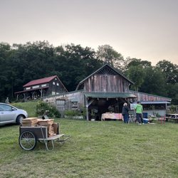 DreamAcres Pizza Farm - Pizza pick up spot