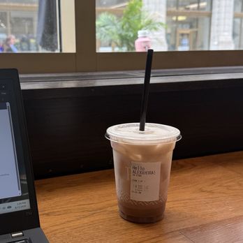 Peet's Coffee - Iced Chai - Coffee & Tea Near Me - Chicago, Illinois Peet's Coffee - Iced Chai - Coffee & Tea Near Me - Chicago, Illinois