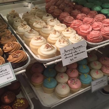 Muddy's Bake Shop - Bakeries Near Me - Memphis, Tennessee