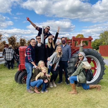 Johansen Farms - The crew - Zoos Near Me - Bolingbrook, Illinois