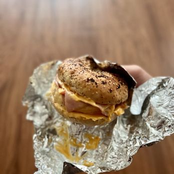 V Cafe - Egg and Cheese Sandwich - Cafes Near Me - San Francisco, California