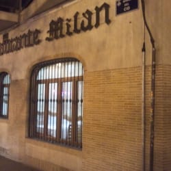 Milán