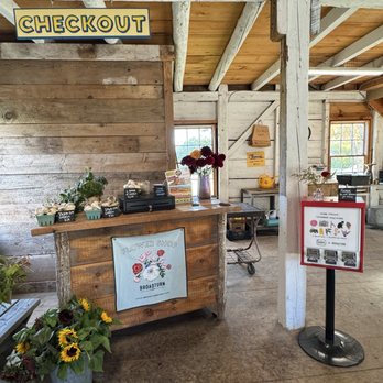 Broadturn Farm - Self checkout counter instinct the Farmstand with a cute vending machine for mini linocut prints! - Farms Near Me - Scarborough, Maine Broadturn Farm - Self checkout counter instinct the Farmstand with a cute vending machine for mini linocut prints! - Farms Near Me - Scarborough, Maine