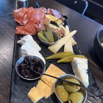 Greys Fine Cheese and Entertaining - 5 Cheese + 3 Charcuterie - Cheese Shops Near Me - Memphis, Tennessee