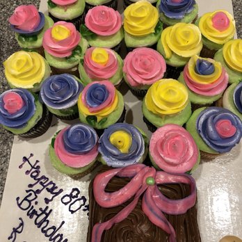 Bridgewater Bakery - A beautiful bouquet of "roses" for Rose's 80th birthday! - Bakeries Near Me - Bridgewater, New Jersey