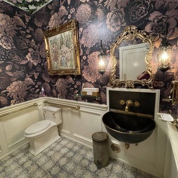 Cocobella’s Bakery - Beautiful bathroom - Bakeries Near Me - Saint Clair, Michigan