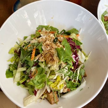Good Morning Vietnam - Nudeln mit Tofu - Vietnamese Near Me - Berlin, BE Good Morning Vietnam - Nudeln mit Tofu - Vietnamese Near Me - Berlin, BE