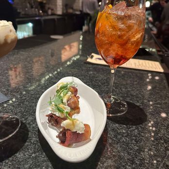 The Blackberry Brasserie - Cocktail Bars Near Me - Rogers, Arkansas