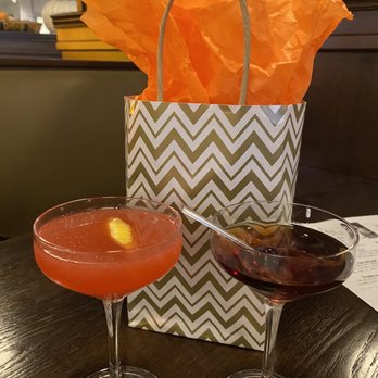 Francesca's on 95th - Raspberry beret and Sicilian Manhattan, generous pours! - Italian Near Me - Oak Lawn, Illinois Francesca's on 95th - Raspberry beret and Sicilian Manhattan, generous pours! - Italian Near Me - Oak Lawn, Illinois