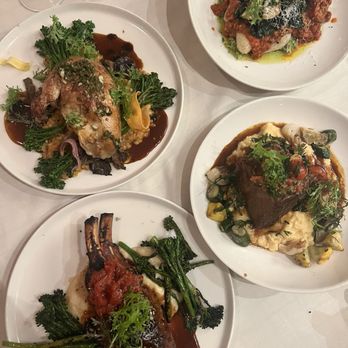 The Vineyard Rose Restaurant - Chicken, gnocchi, short rib, pork chops - New American Near Me - Temecula, California