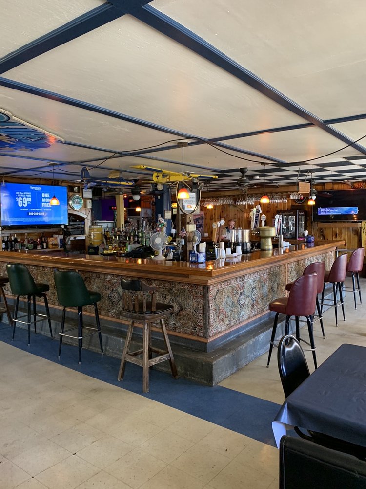 LAKEVIEW HOTEL Updated August 2024 15 Photos & 15 Reviews 13