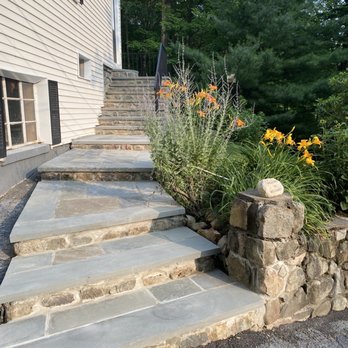 Kodiak Landscape - a stone steps leading up to a house - Landscaping Near Me - Haskell, New Jersey Kodiak Landscape - a stone steps leading up to a house - Landscaping Near Me - Haskell, New Jersey
