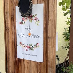 La Herbalista