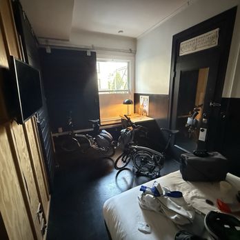 The Clyde - Room - Hotels Near Me - Portland, Oregon