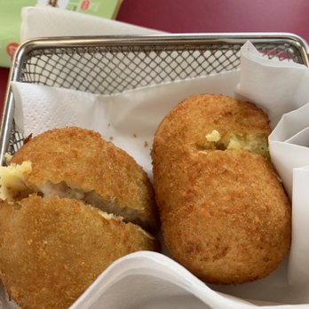 Pizza Zizza - Fried rice ball appetizer. Yum! - Pizza Near Me - Rome, RM Pizza Zizza - Fried rice ball appetizer. Yum! - Pizza Near Me - Rome, RM