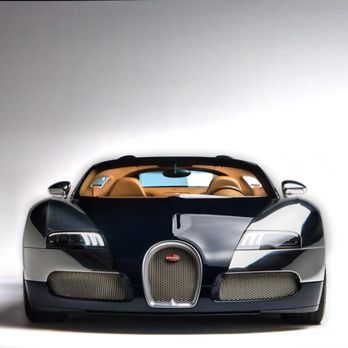 Forsythe Fotography - Bugatti Chiron - Session Photography Near Me Forsythe Fotography - Bugatti Chiron - Session Photography Near Me