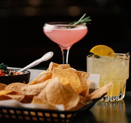 Valley Bar by null