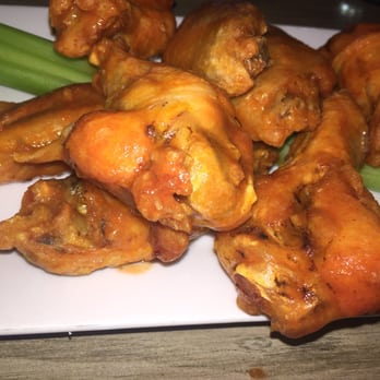 Blue Skye Brewery & Eats - Wings - Pizza Near Me - Salina, Kansas