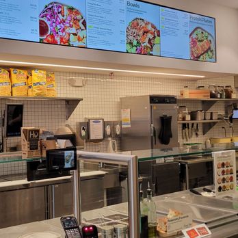 sweetgreen - Healthy Salads, Wraps, and Bowls - The menu board and the ordering counter. - Salad Near Me - Washington, DC, District of Columbia