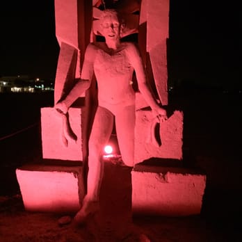 Sanding Ovations - Wonder Woman???? - Festivals Near Me - Treasure Island, Florida Sanding Ovations - Wonder Woman???? - Festivals Near Me - Treasure Island, Florida