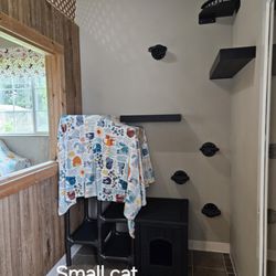 Wagging Tail Ranch - Our Cat climbing wall suite