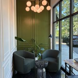 Hilltop Coffee - Green nook