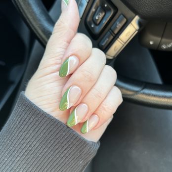 Blossom Nails & Spa - Nail Salons Near Me - Fife, Washington
