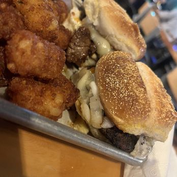 Bluffs - Bluffs Sampler & Stingin Steak Sliders - Bars Near Me - Sevierville, Tennessee