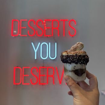 Jars By Fabio Viviani - Fabio's Tiramisu - Desserts Near Me - Emeryville, California