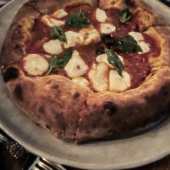 Source Restaurant - Source Margherita Pizza - Pizza Near Me - Cambridge, Massachusetts