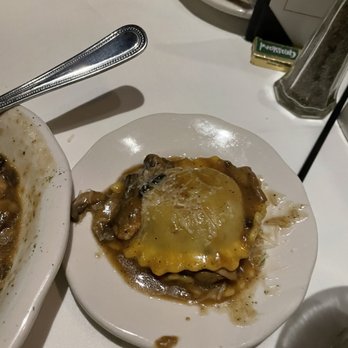 Gino's Restaurant - Mushroom ravioli appetizer - Italian Near Me - Baton Rouge, Louisiana Gino's Restaurant - Mushroom ravioli appetizer - Italian Near Me - Baton Rouge, Louisiana