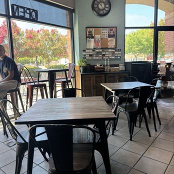 Ripon Coffee House - Coffee & Tea Near Me - Ripon, California