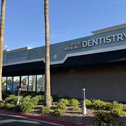 Las Vegas Modern Smiles Dentistry - Las Vegas Modern Smiles Dentistry building side view