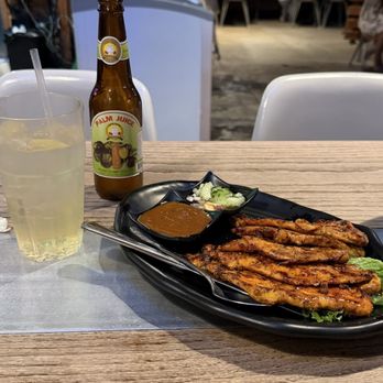 Hoy-Ka Thai Restaurant - Satay - Thai Near Me - Los Angeles, California Hoy-Ka Thai Restaurant - Satay - Thai Near Me - Los Angeles, California